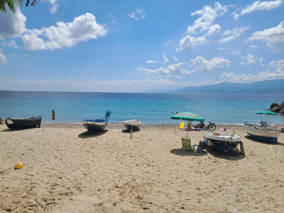 La Rosa Dei Venti Lägenhet Reggio di Calabria Exteriör bild